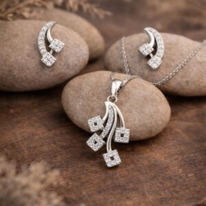 Silver Curve Square Pendant Set