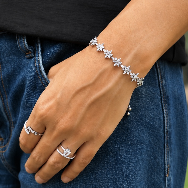 Silver Flower Zircon Bracelet
