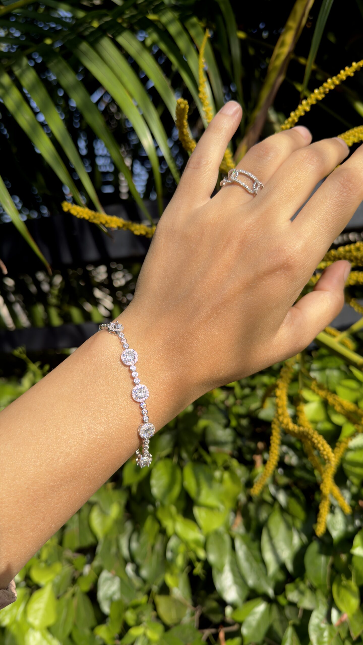 Silver Solitaire Sunshine Bracelet - Image 2